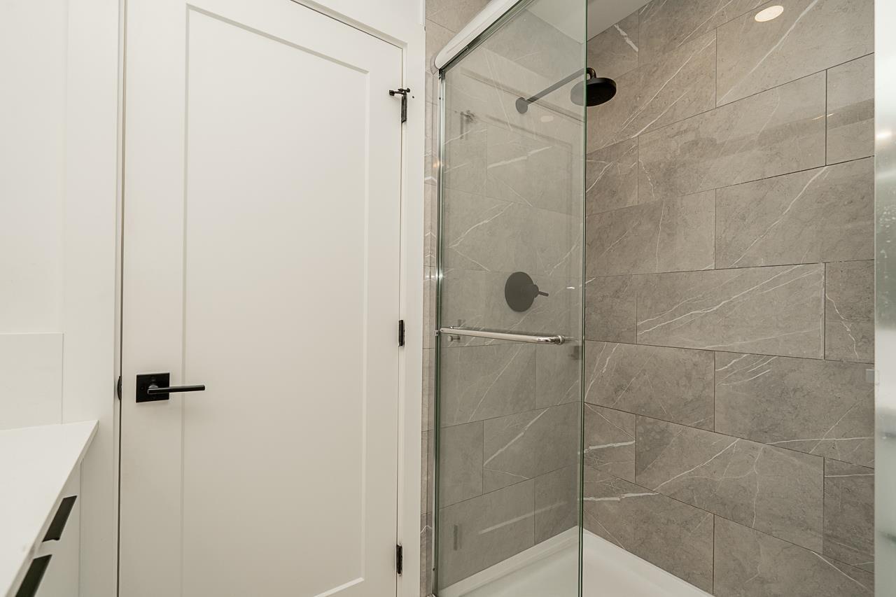 Photo 27 of 40 19255 Aloha Drive, Surrey BC