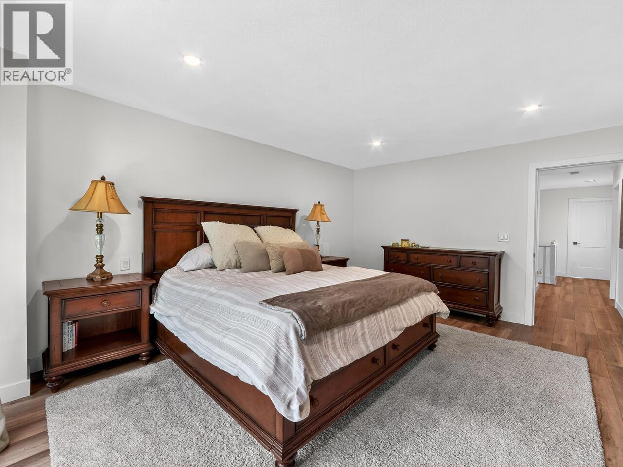 Photo 17 of 29 72 Jamieson Court, New Westminster BC