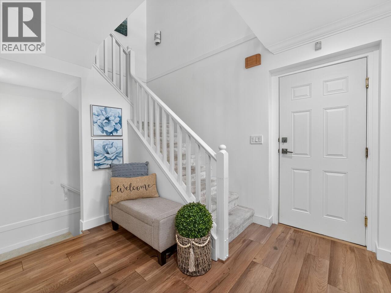 Photo 2 of 29 72 Jamieson Court, New Westminster BC