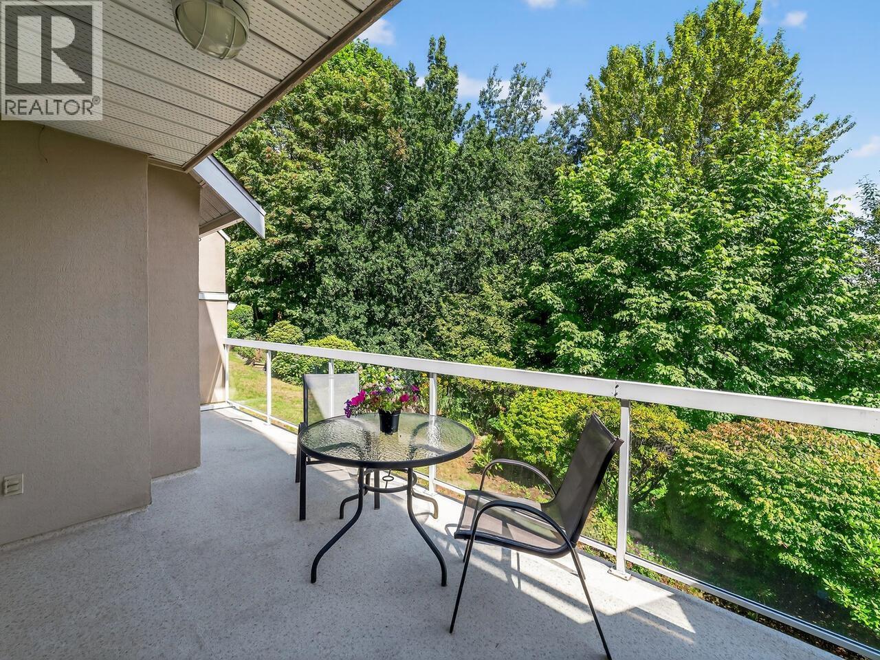 Photo 22 of 29 72 Jamieson Court, New Westminster BC
