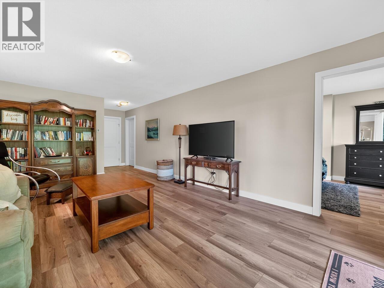 Photo 30 of 29 72 Jamieson Court, New Westminster BC