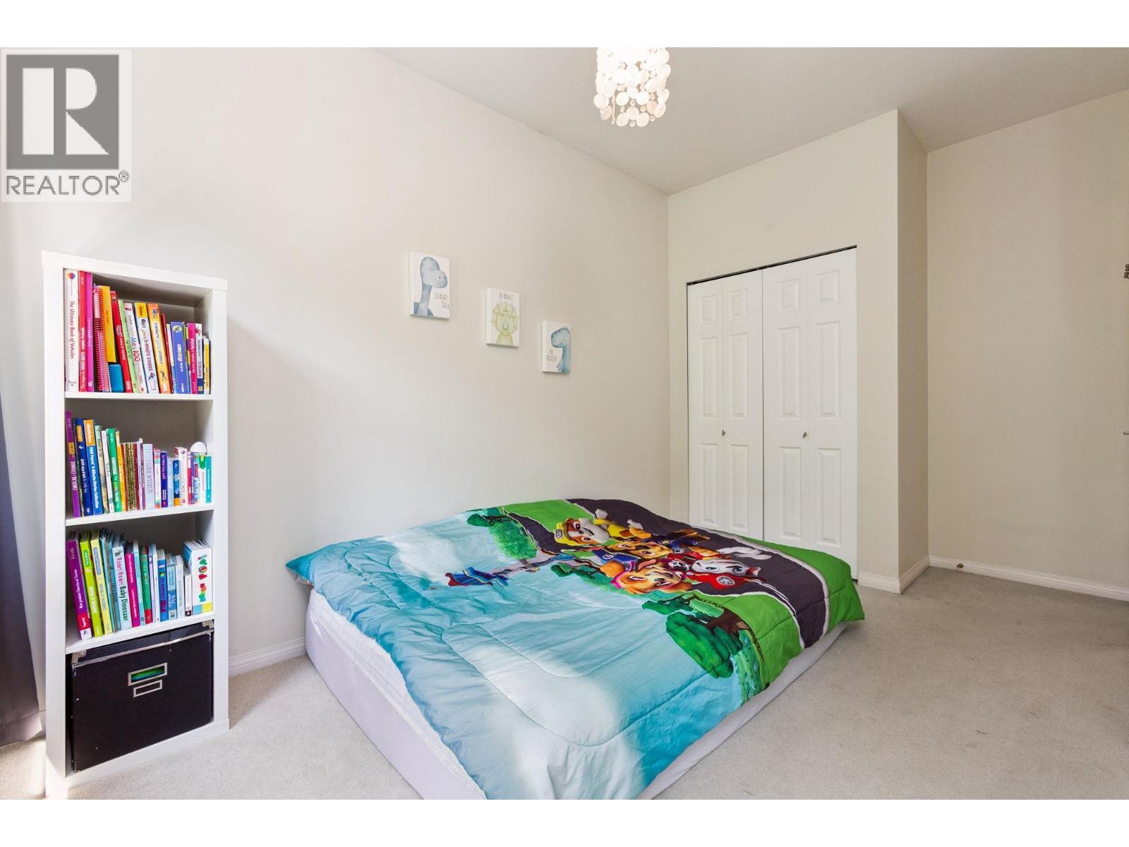 Photo 19 of 15 8868 16th Avenue, Burnaby BC
