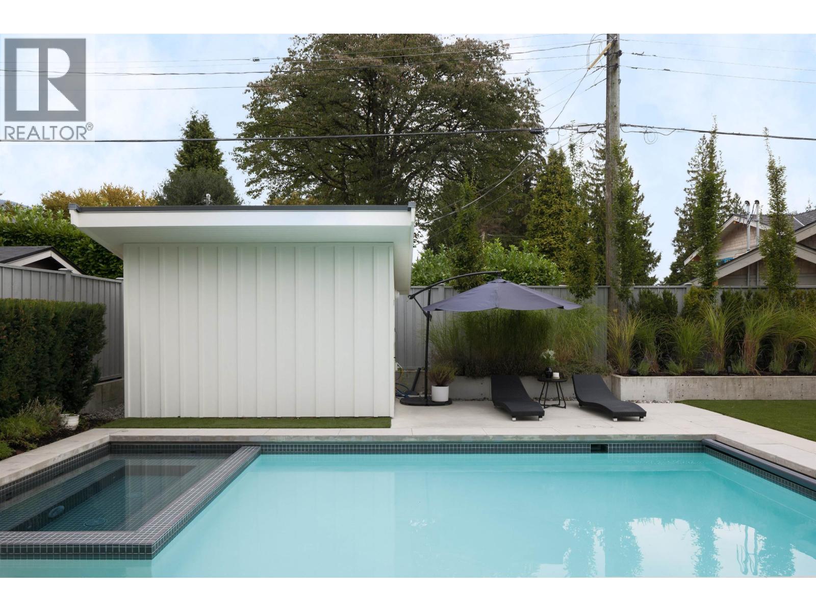 Photo 36 of 2902 Crescentview Drive, North Vancouver BC