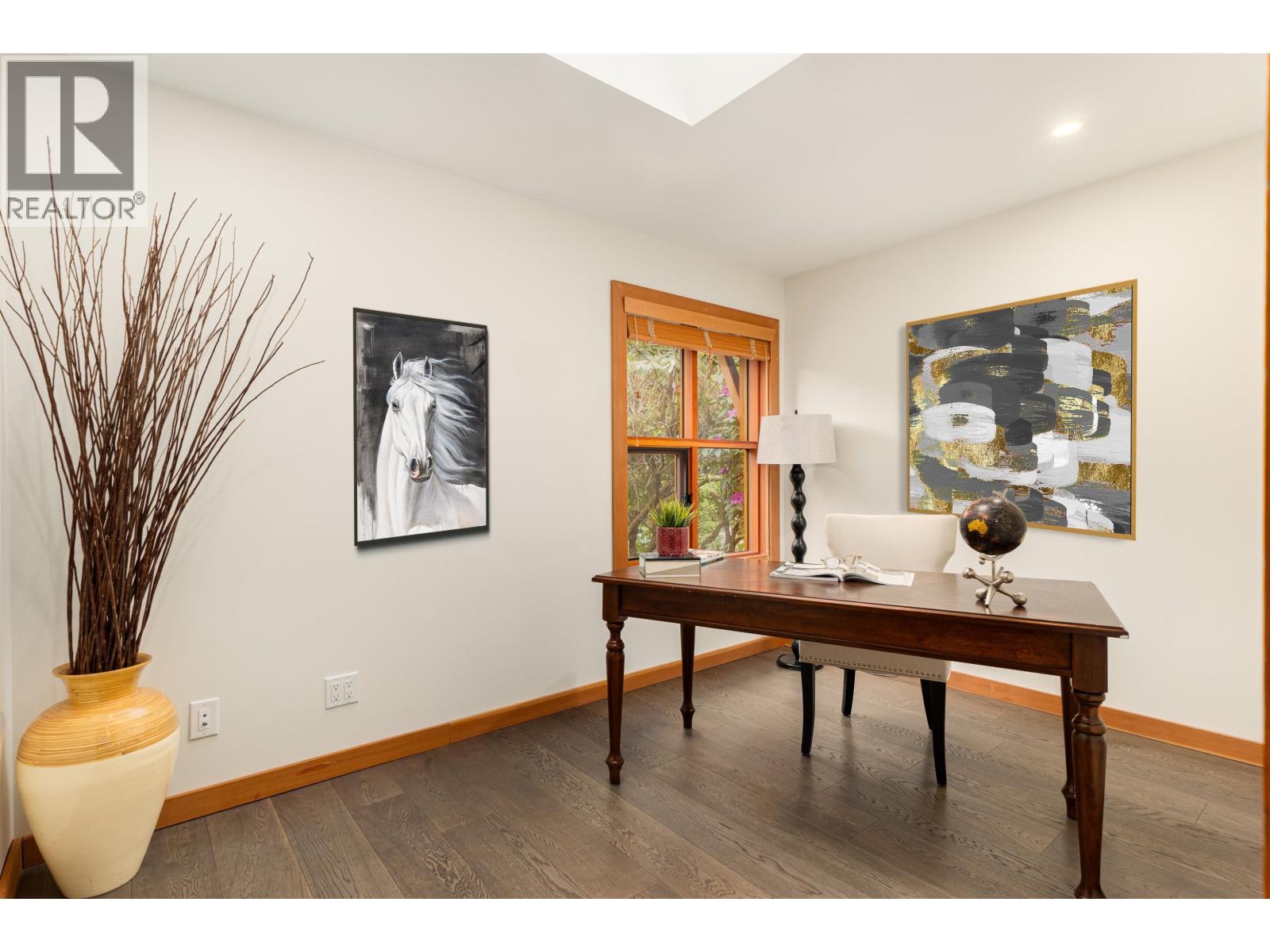 Photo 13 of 2436 Mathers Avenue, West Vancouver BC