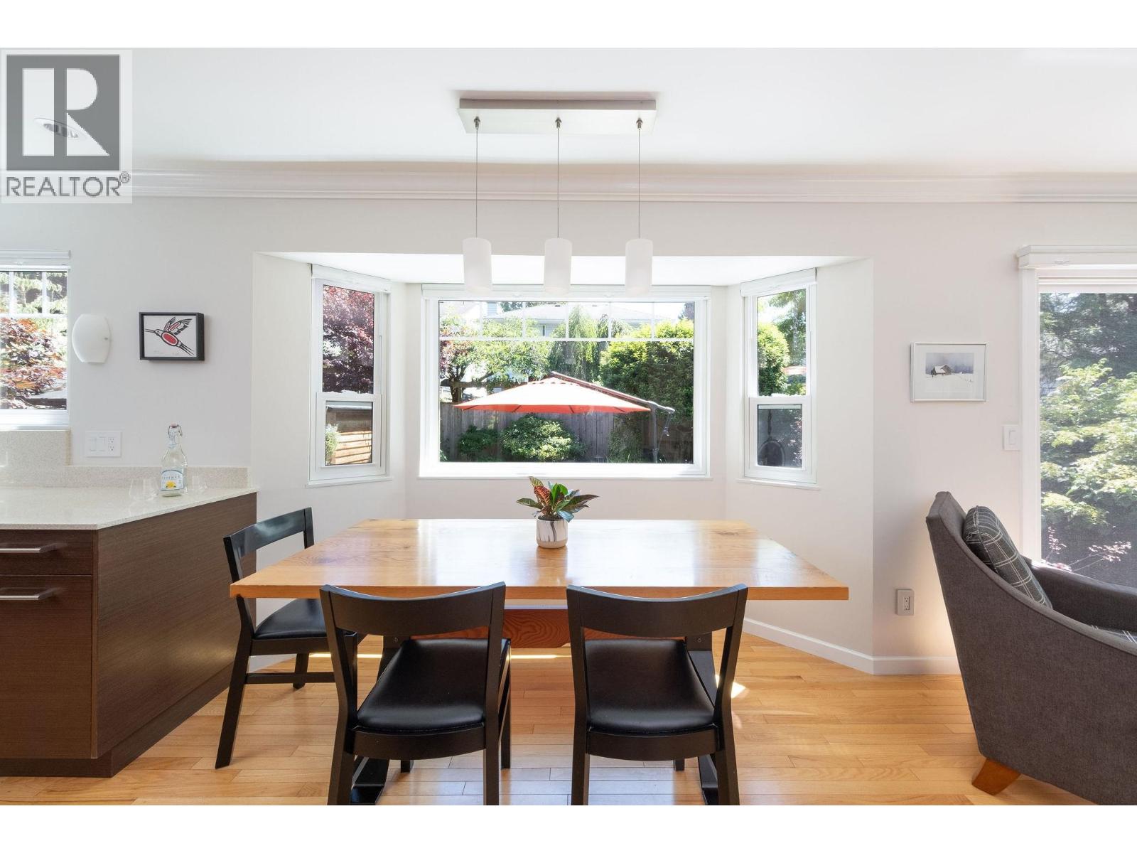 Photo 13 of 1504 Jubilee Court, North Vancouver BC