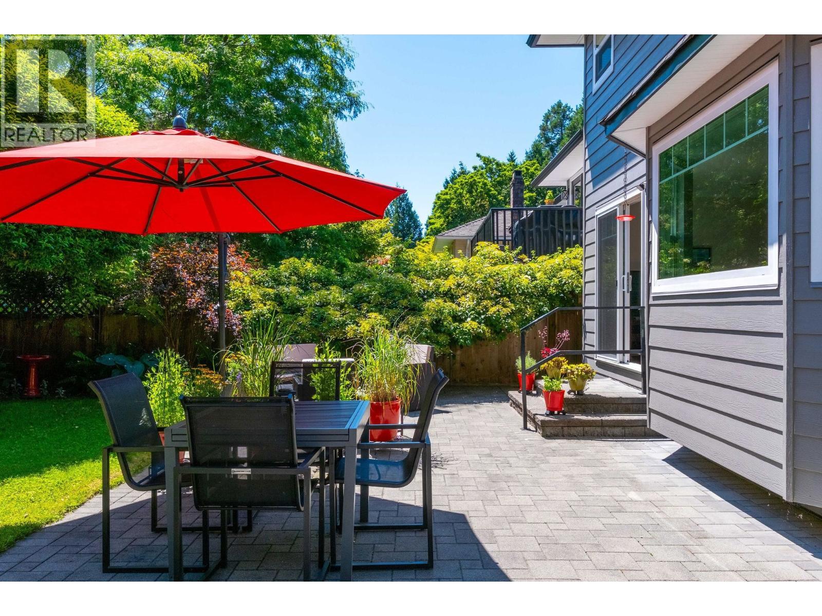 Photo 23 of 1504 Jubilee Court, North Vancouver BC
