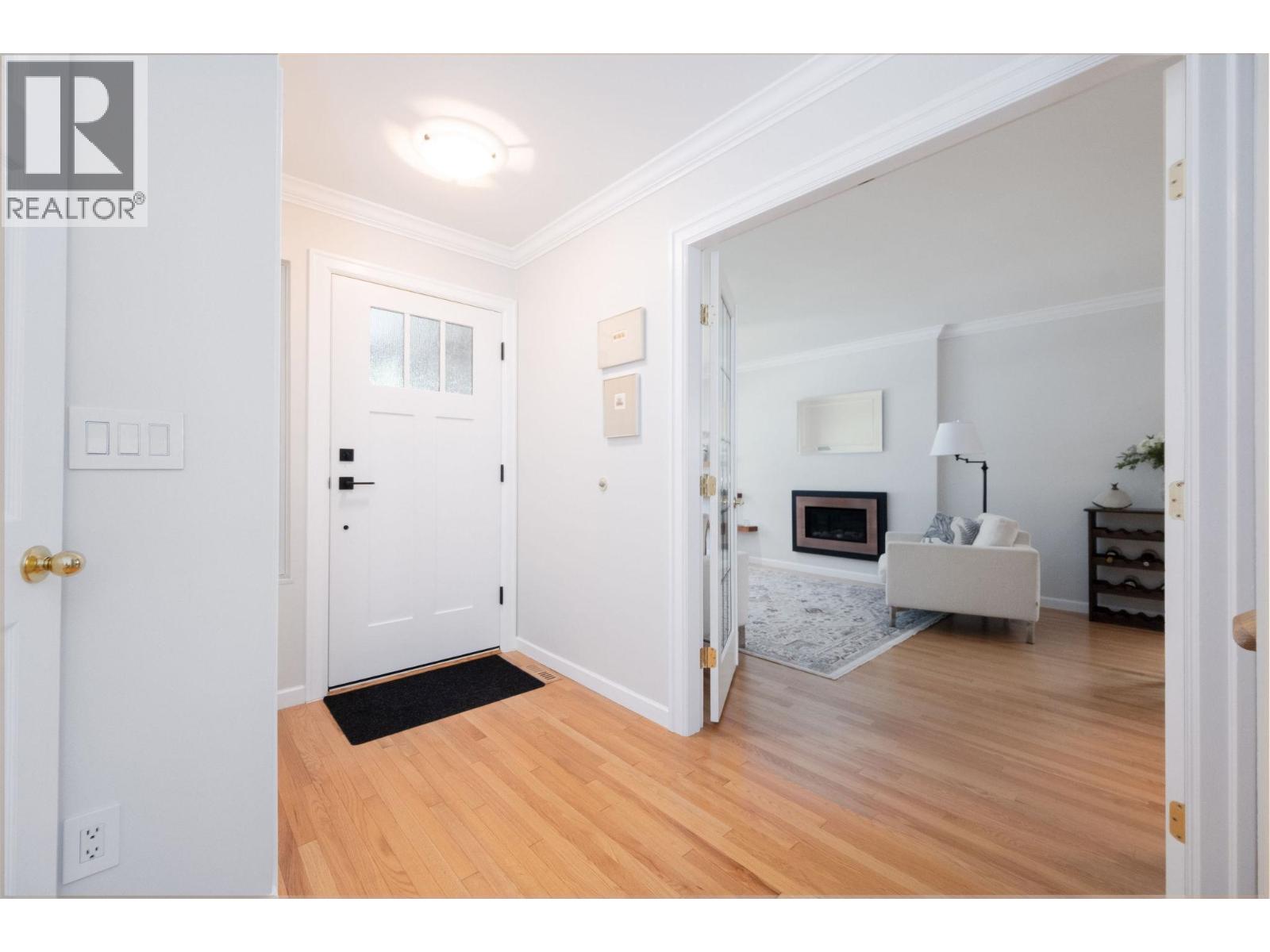 Photo 36 of 1504 Jubilee Court, North Vancouver BC