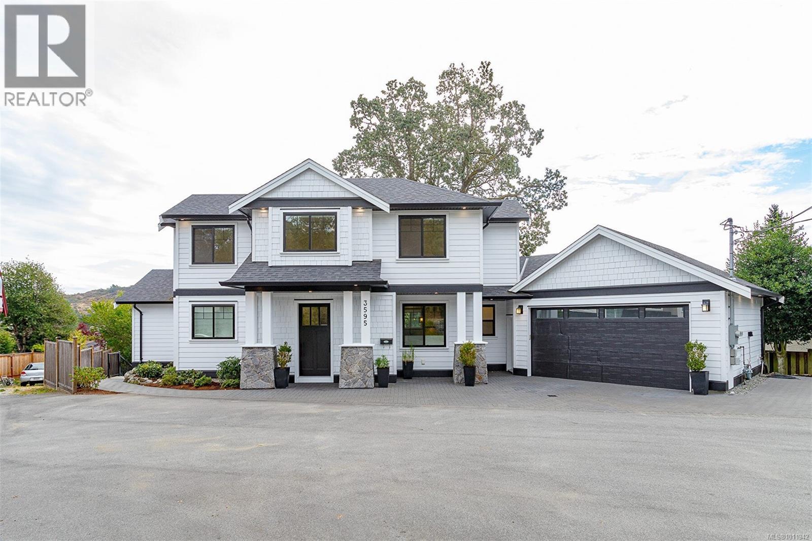 3595 Cedar Hill Road, Saanich