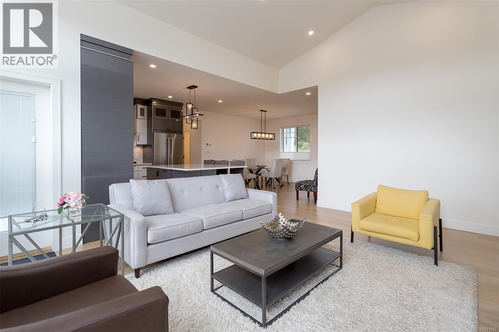  3595 Cedar Hill Road, Saanich