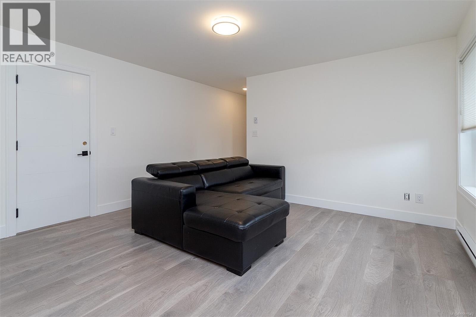  3595 Cedar Hill Road, Saanich