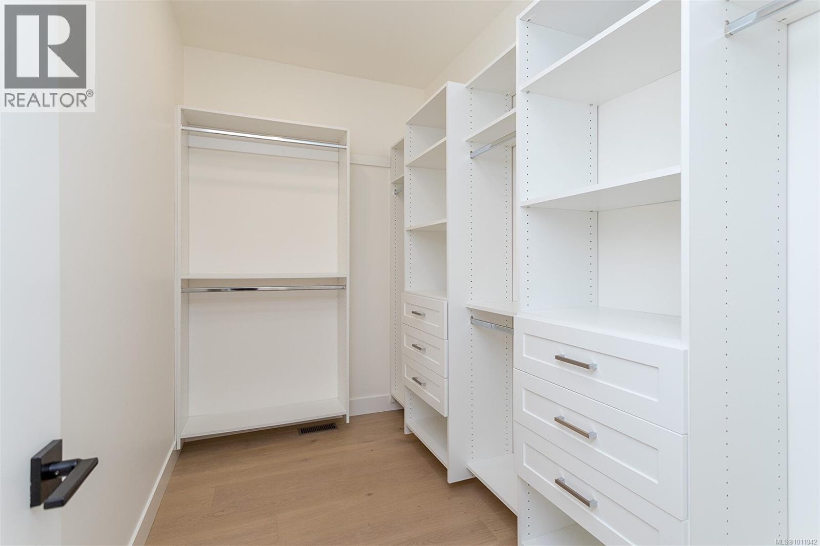  3595 Cedar Hill Road, Saanich