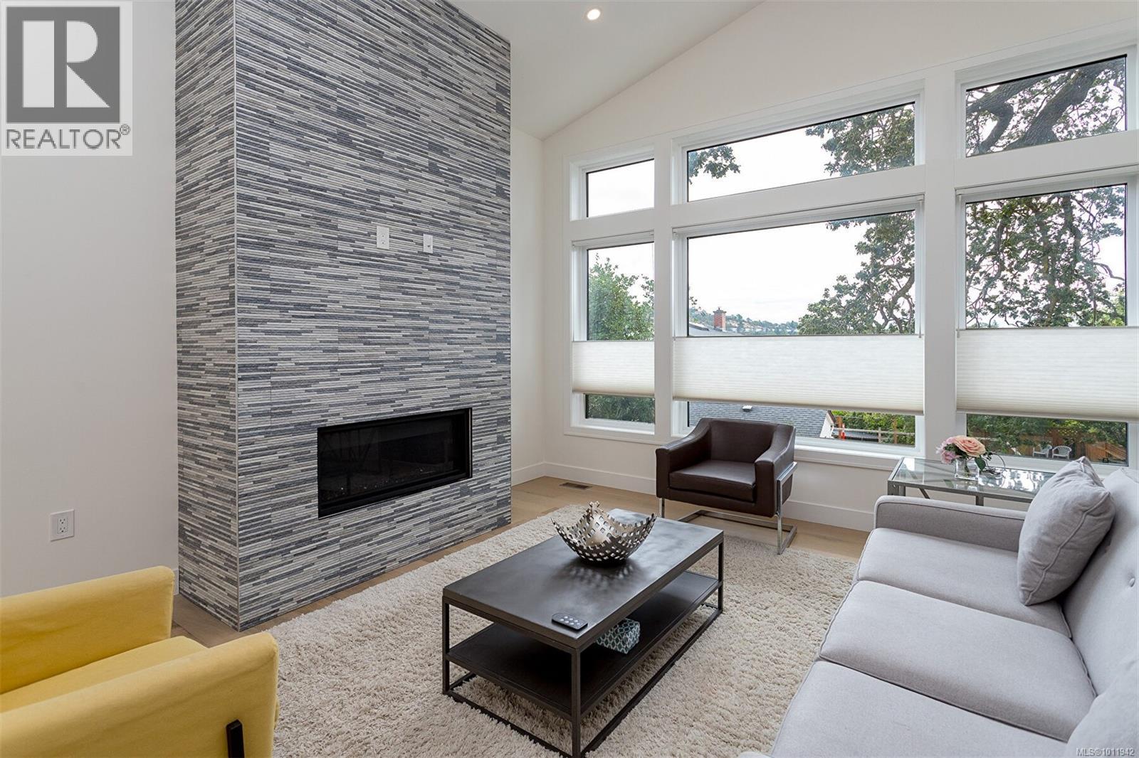  3595 Cedar Hill Road, Saanich