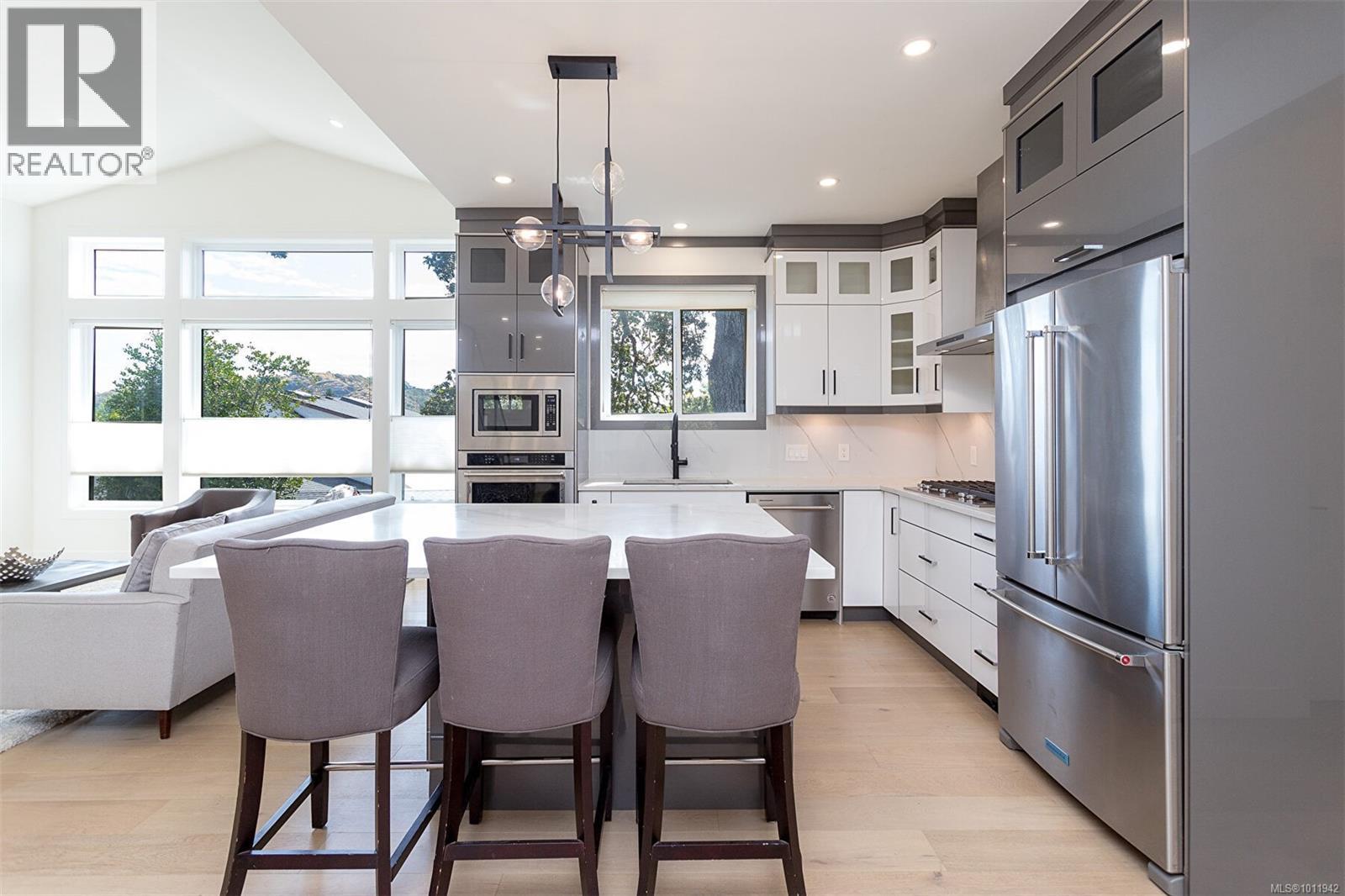  3595 Cedar Hill Road, Saanich