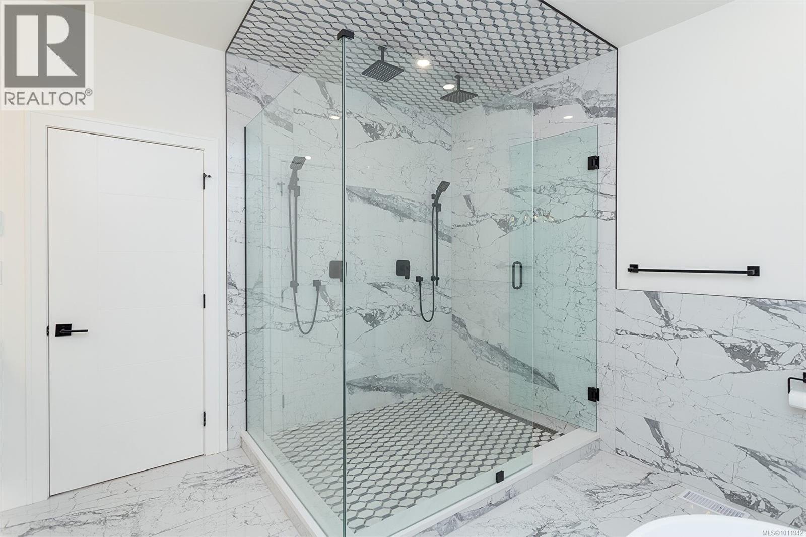  3595 Cedar Hill Road, Saanich