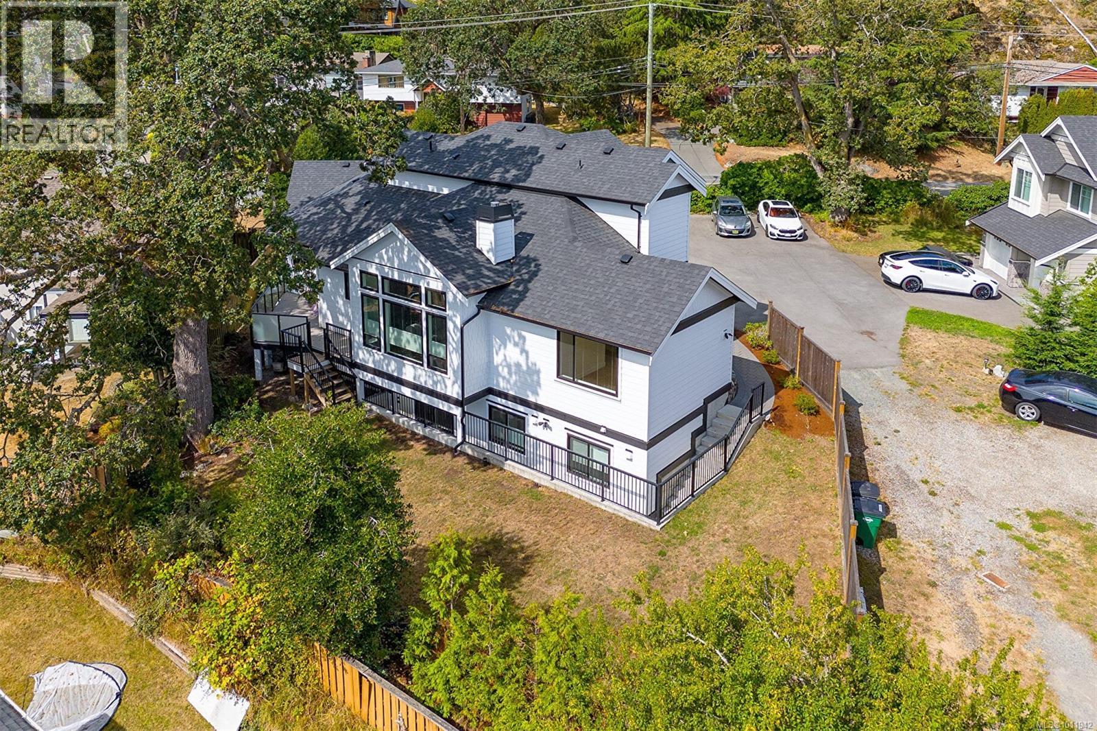  3595 Cedar Hill Road, Saanich