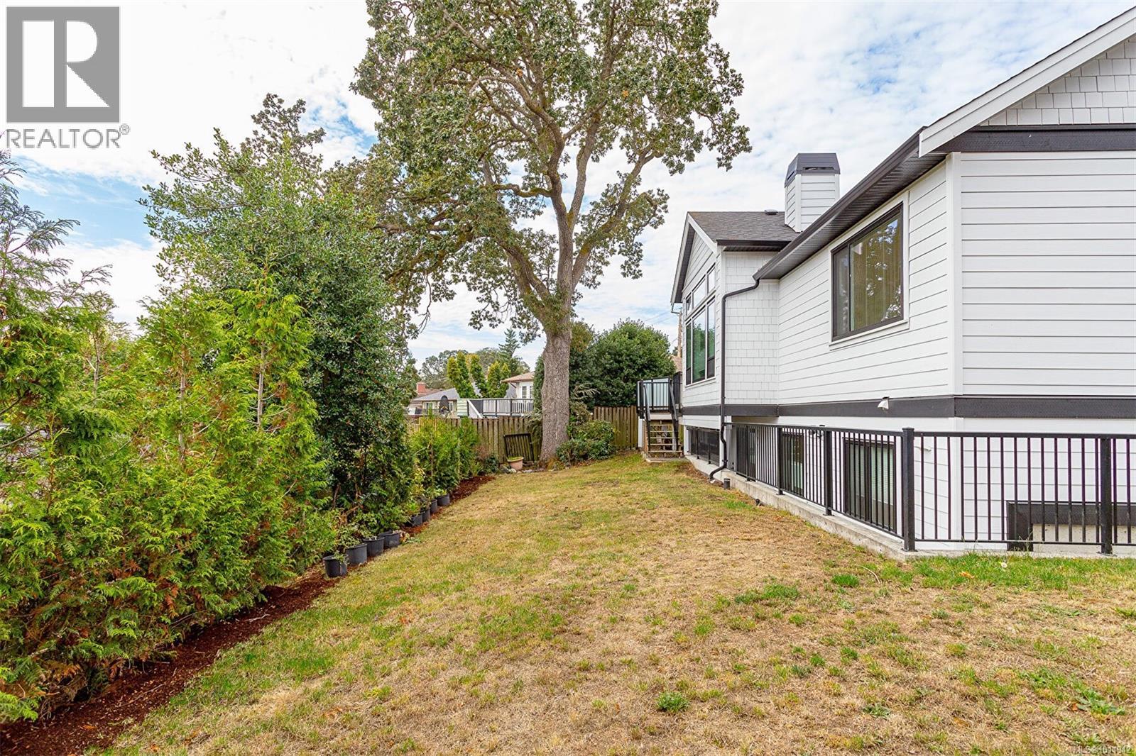  3595 Cedar Hill Road, Saanich