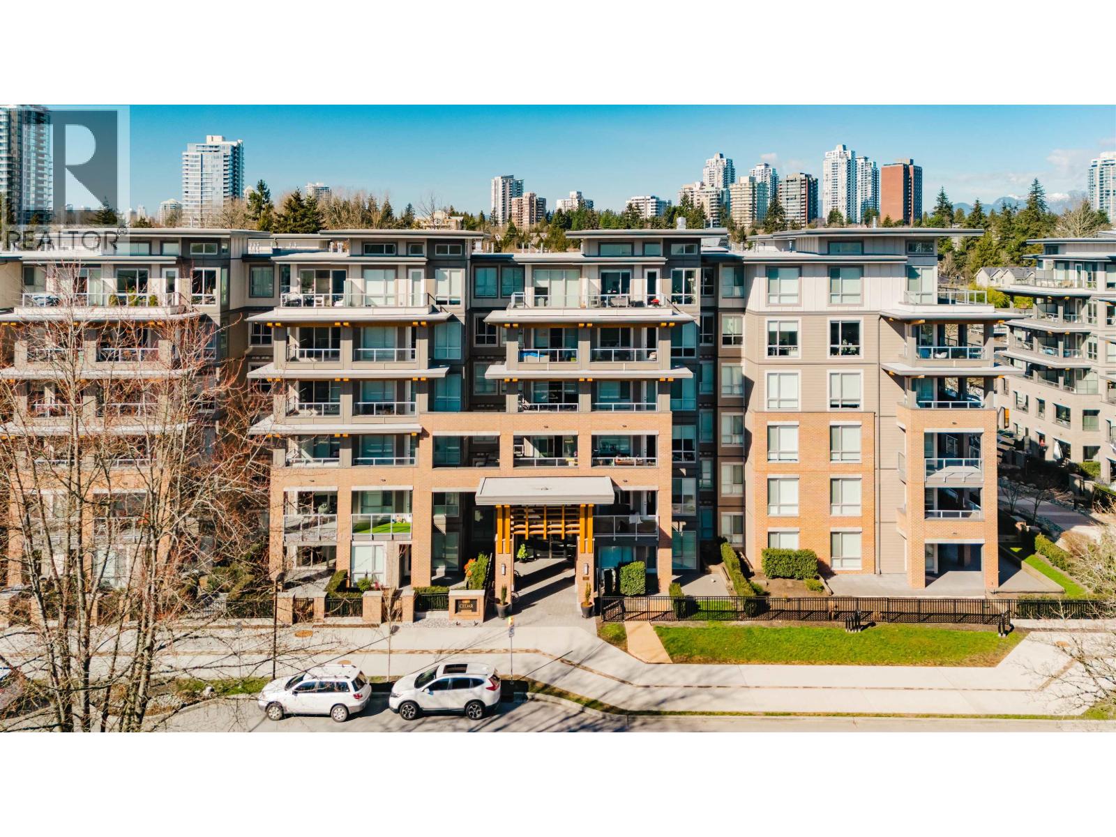 Photo 1 of 320 7133 14th Avenue, Burnaby BC