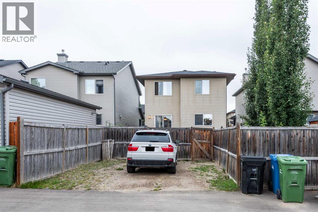Photo 24 of 16 Bridlecrest Street Sw, Calgary AB