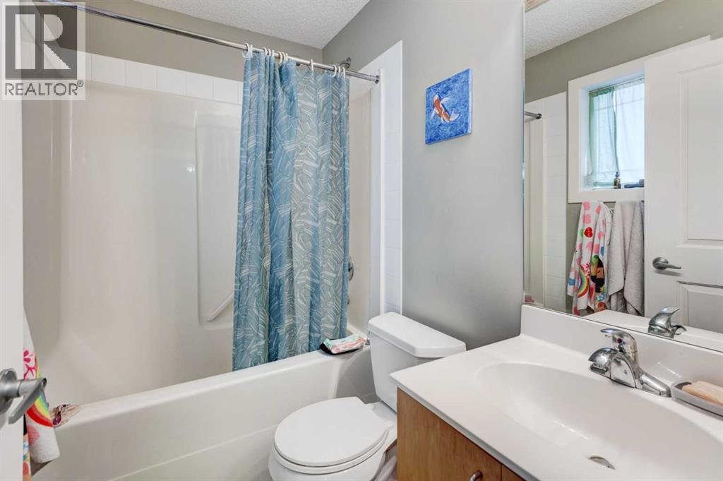 Photo 20 of 16 Bridlecrest Street Sw, Calgary AB