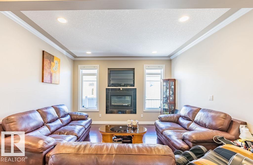 Photo 17 of 10535 80 St Nw, Edmonton AB