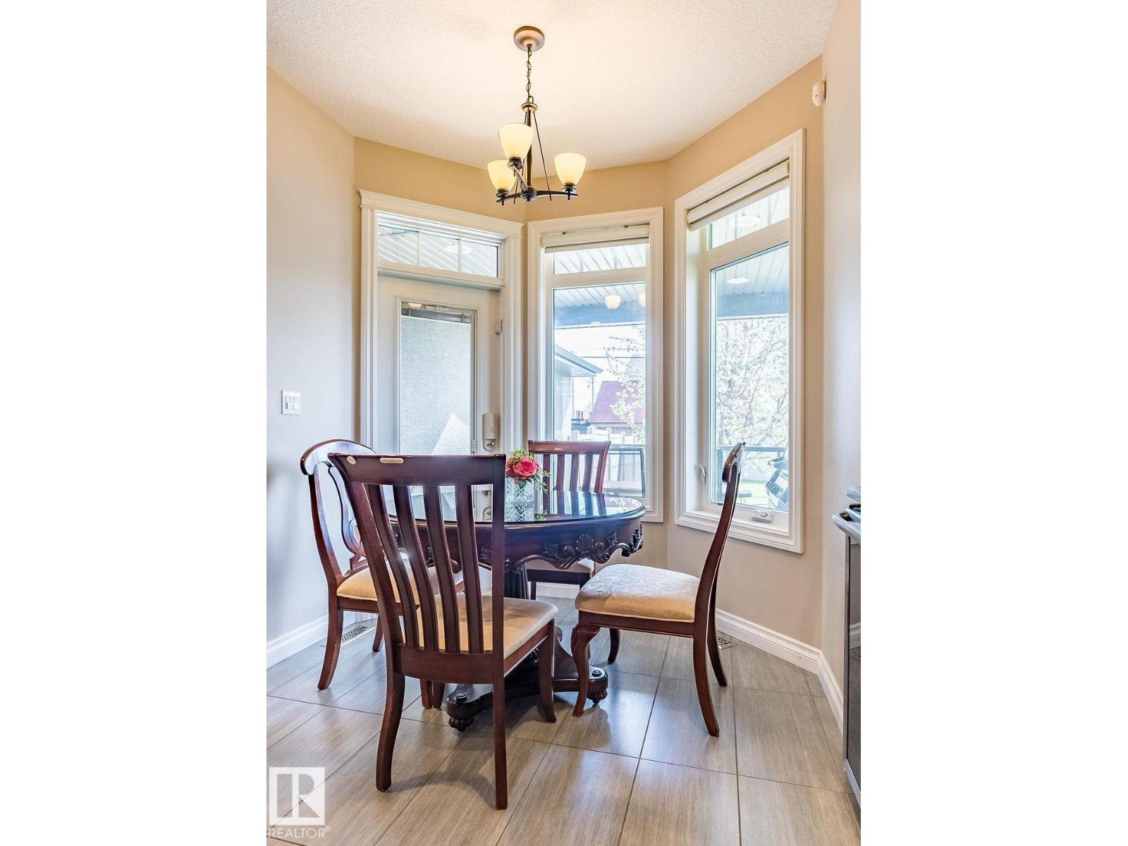 Photo 24 of 10535 80 St Nw, Edmonton AB