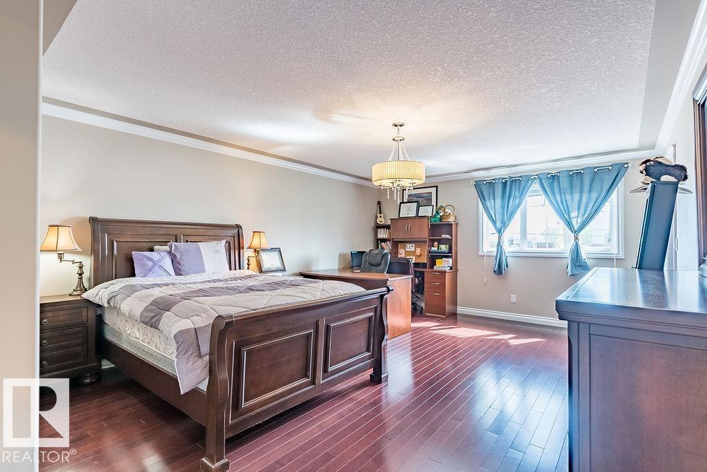 Photo 33 of 10535 80 St Nw, Edmonton AB