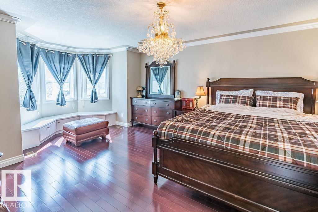Photo 39 of 10535 80 St Nw, Edmonton AB
