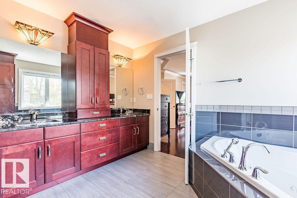 Photo 44 of 10535 80 St Nw, Edmonton AB