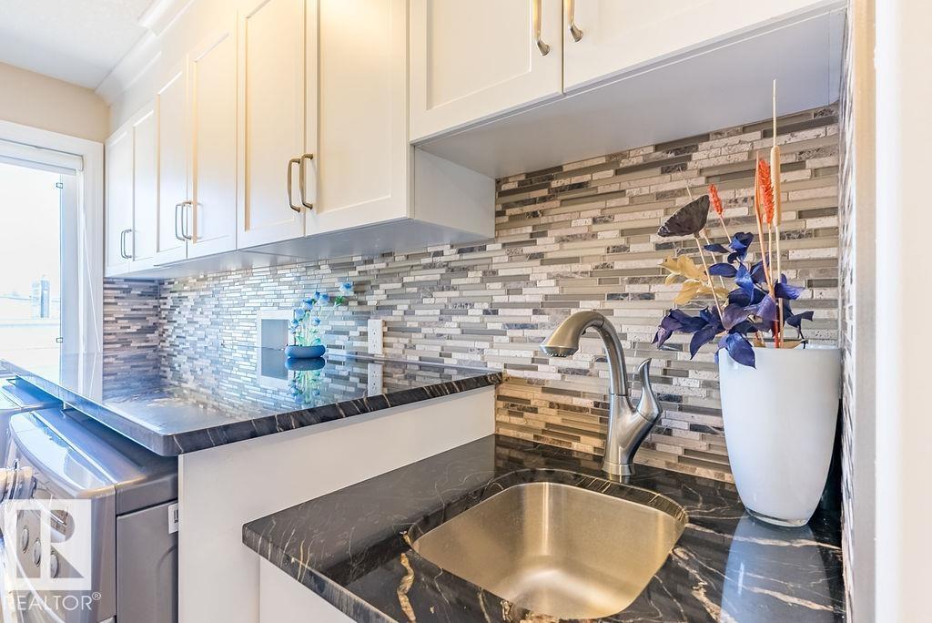 Photo 56 of 10535 80 St Nw, Edmonton AB
