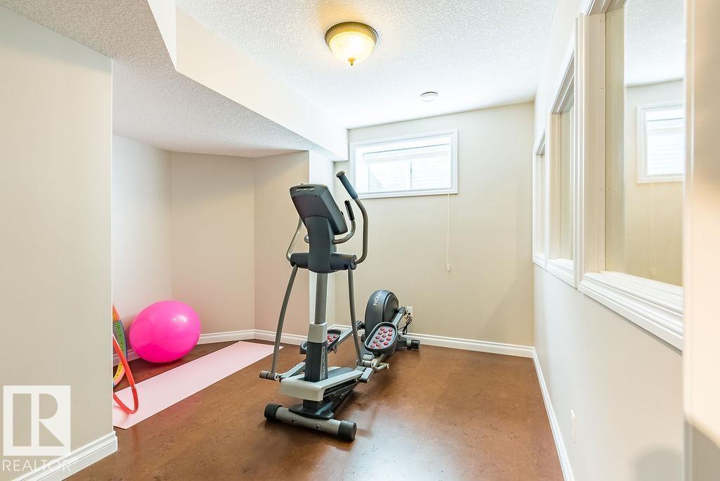 Photo 61 of 10535 80 St Nw, Edmonton AB