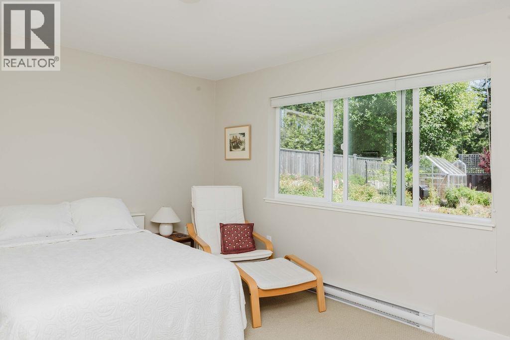 6360 BAILLIE ROAD, Sechelt