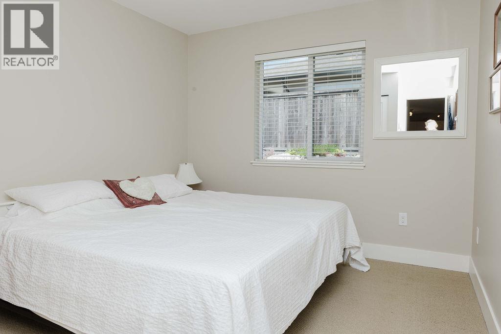 6360 BAILLIE ROAD, Sechelt