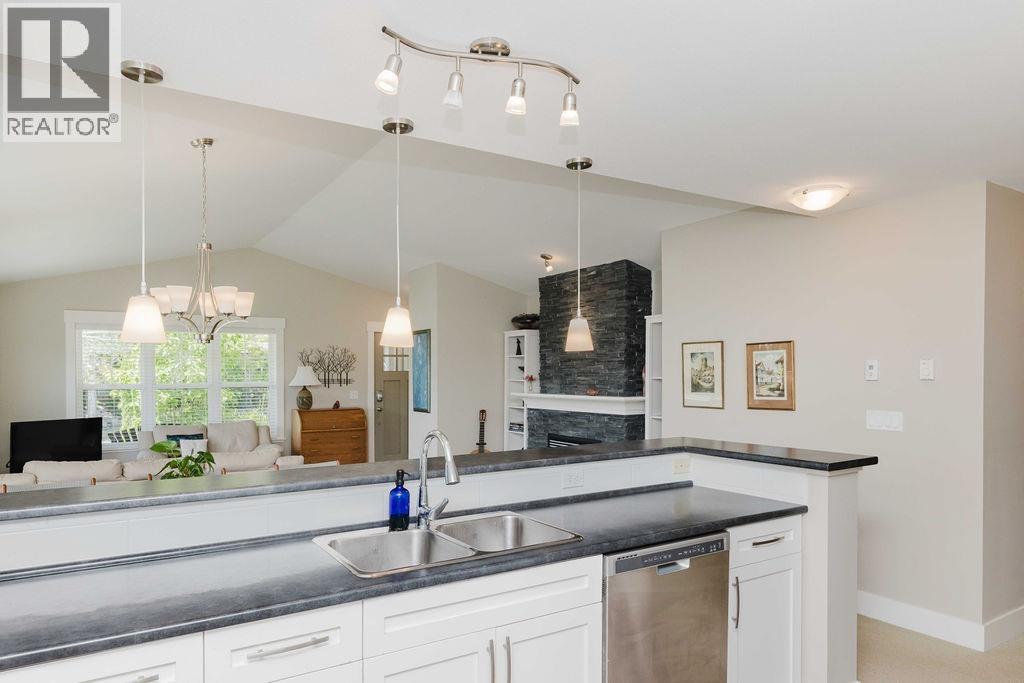 6360 BAILLIE ROAD, Sechelt