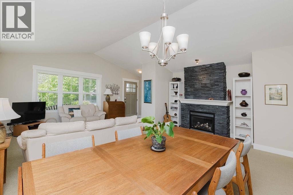 6360 BAILLIE ROAD, Sechelt