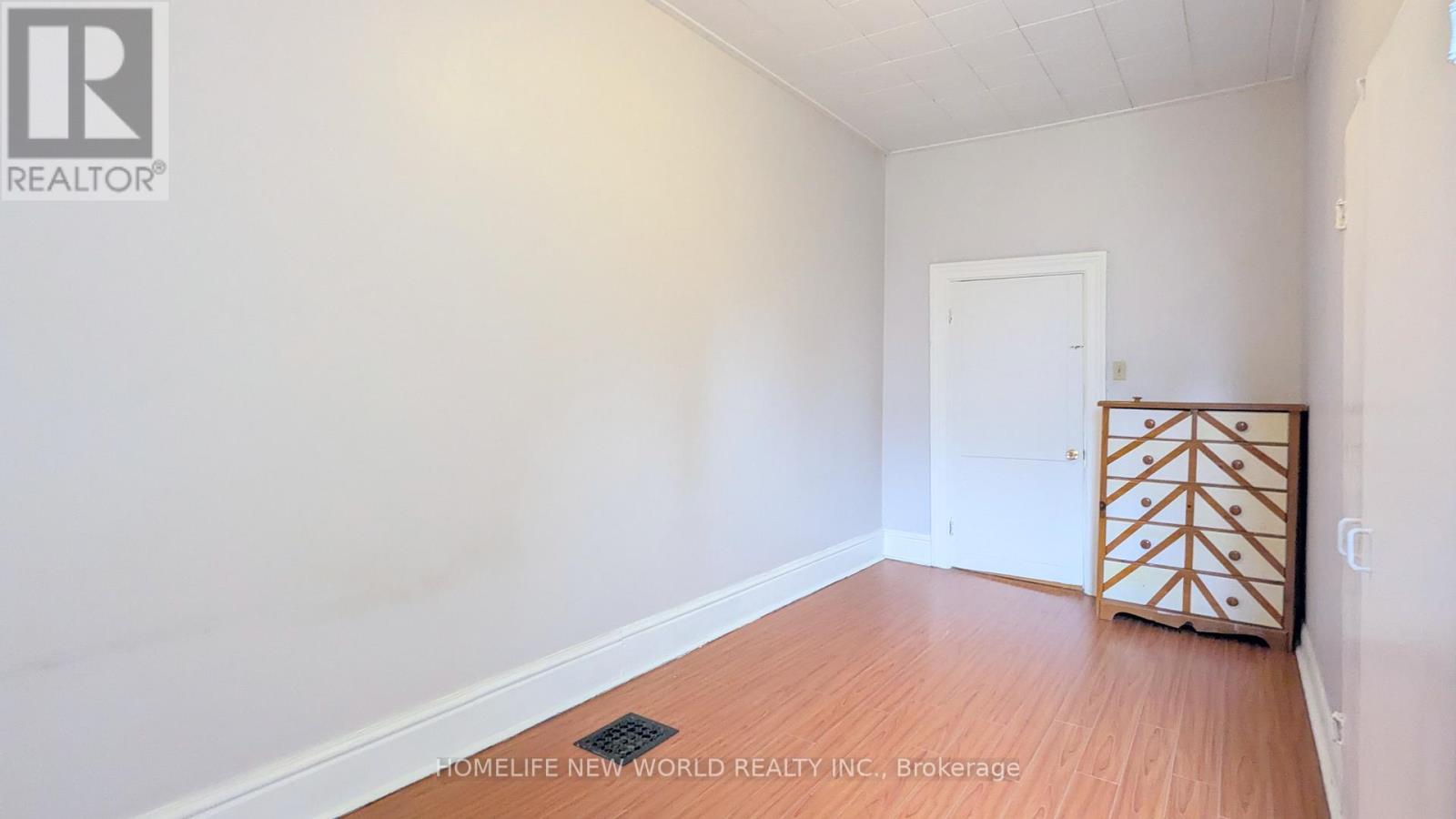Photo 11 of Floor 3 444 Queen Street W, Toronto ON