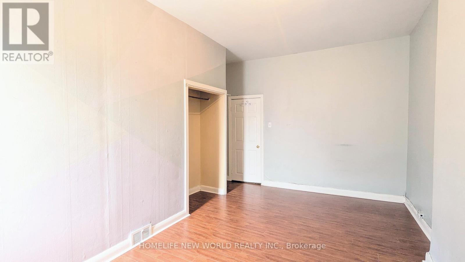 Photo 12 of Floor 3 444 Queen Street W, Toronto ON