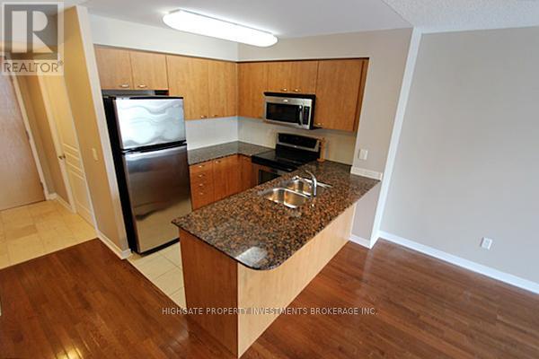 Photo 5 of 912 509 Beecroft Road, Toronto ON