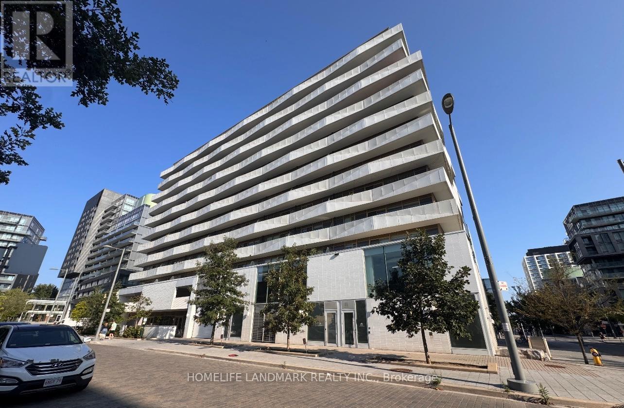 Photo 1 of 1011 60 Tannery Road, Toronto ON