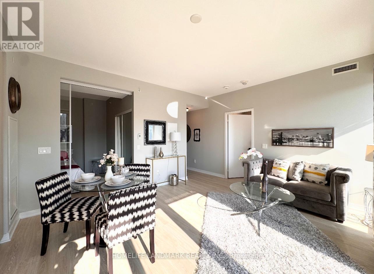 Photo 5 of 1011 60 Tannery Road, Toronto ON