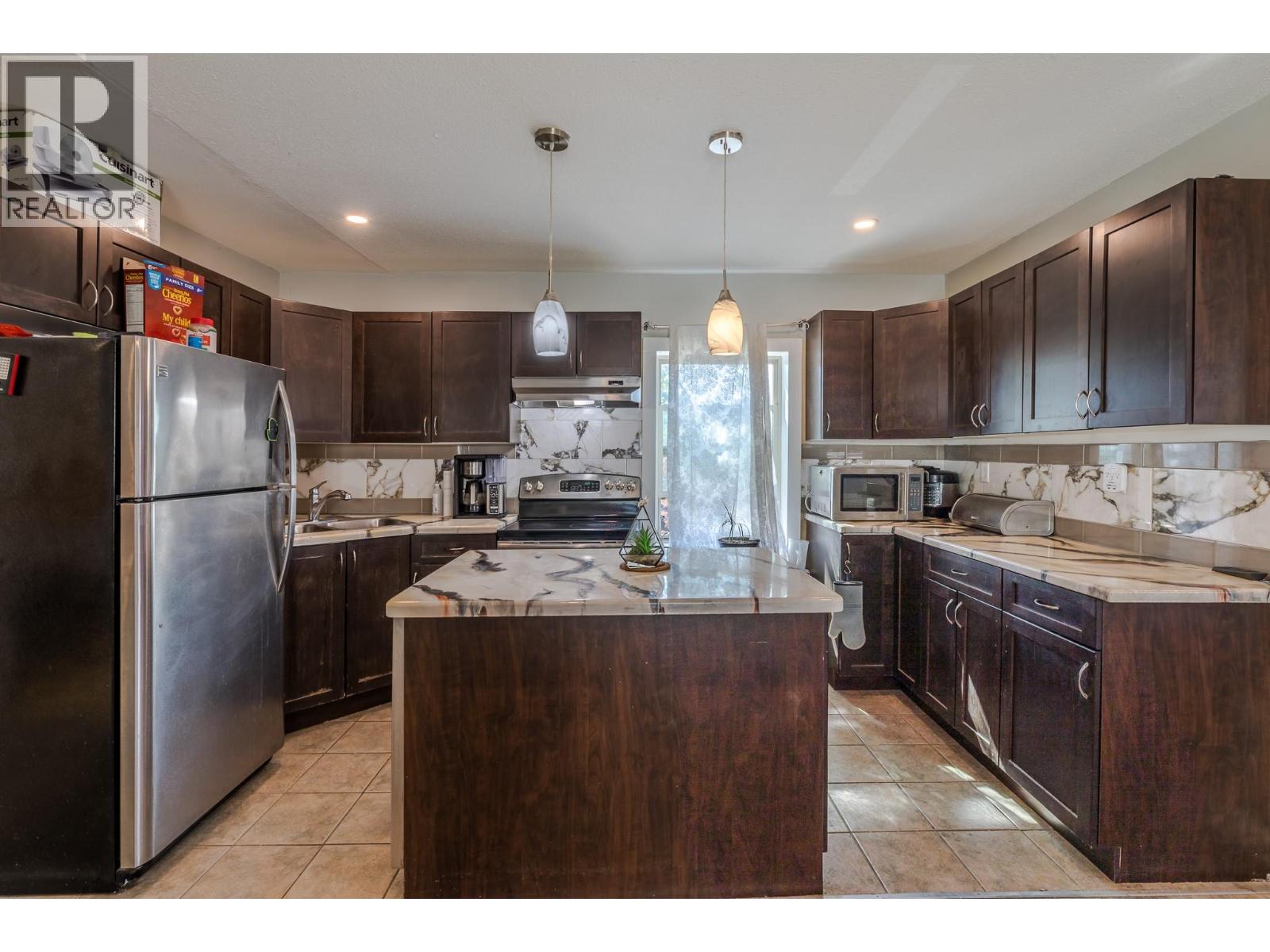508 Eckhardt Avenue E, Penticton