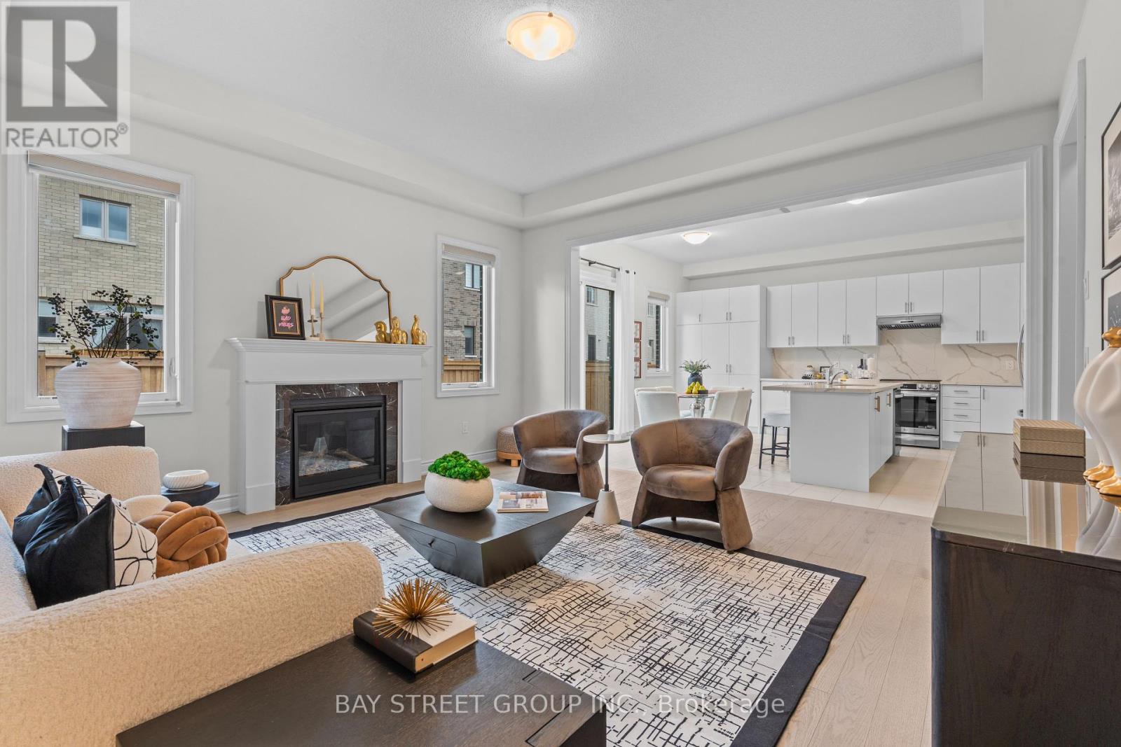 Photo 19 of 32 Current Drive, Richmond Hill ON
