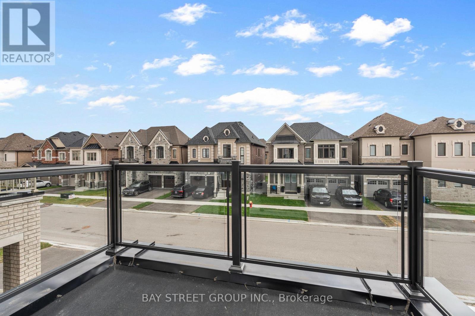 Photo 35 of 32 Current Drive, Richmond Hill ON