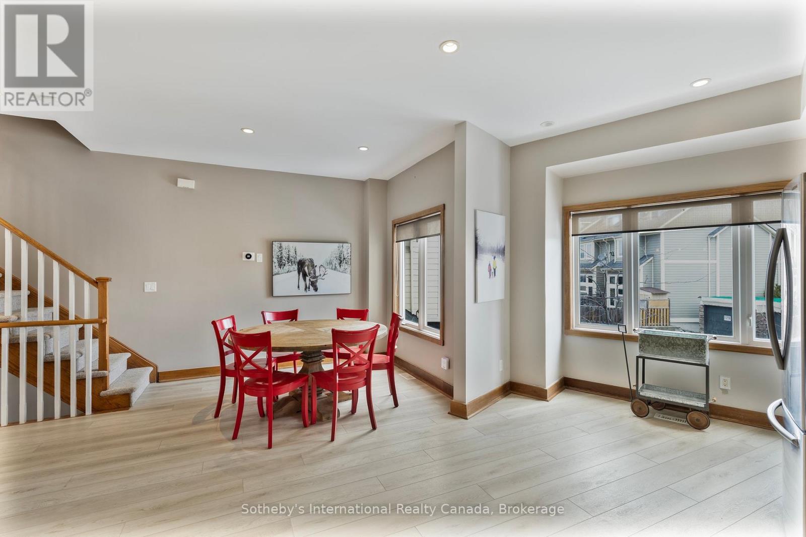 Photo 23 of 25 104 Farm Gate Road, Blue Mountains ON