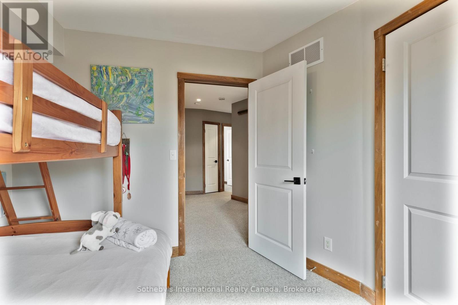 Photo 33 of 25 104 Farm Gate Road, Blue Mountains ON