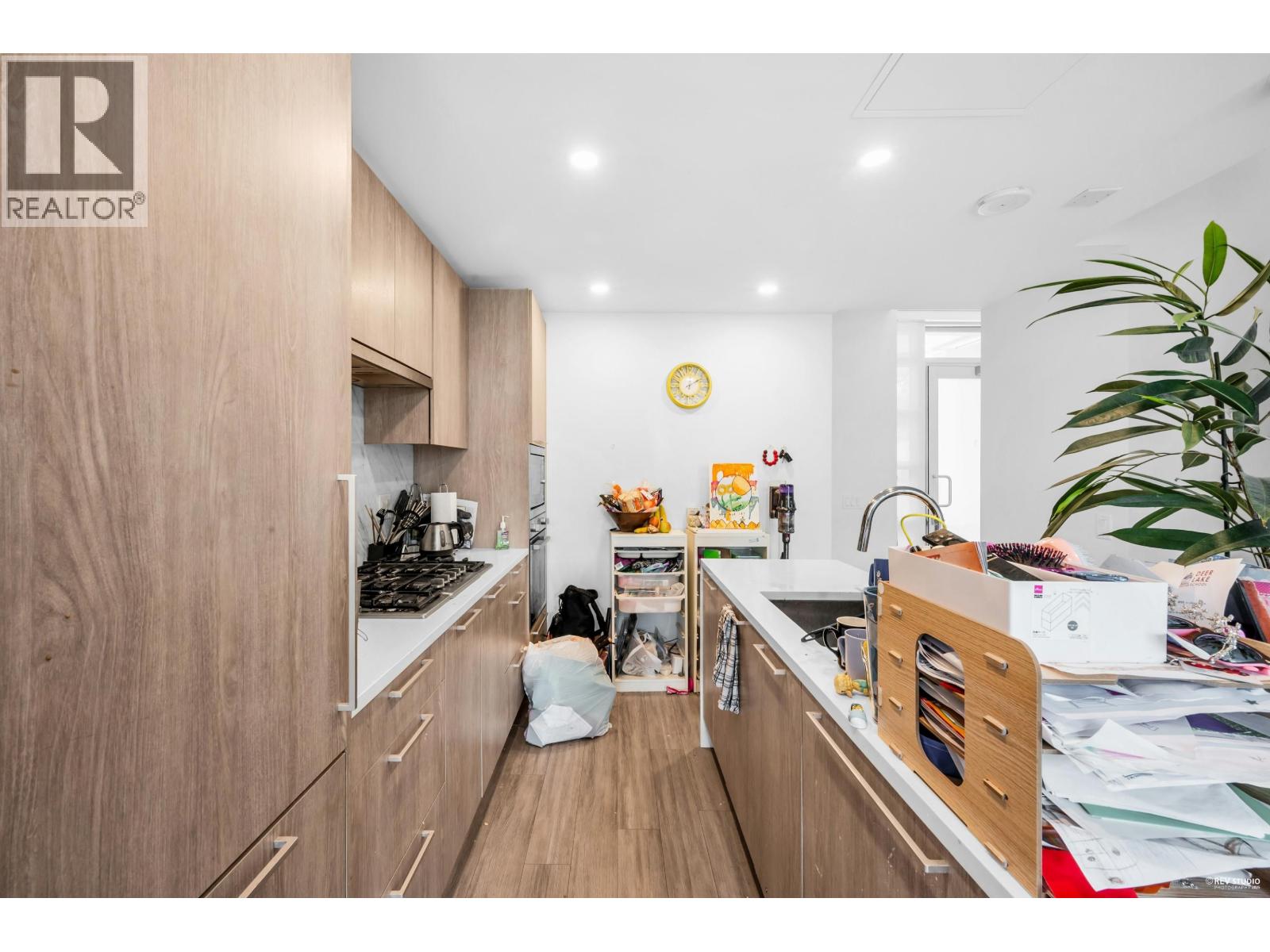 TH1 6398 SILVER AVENUE, Burnaby