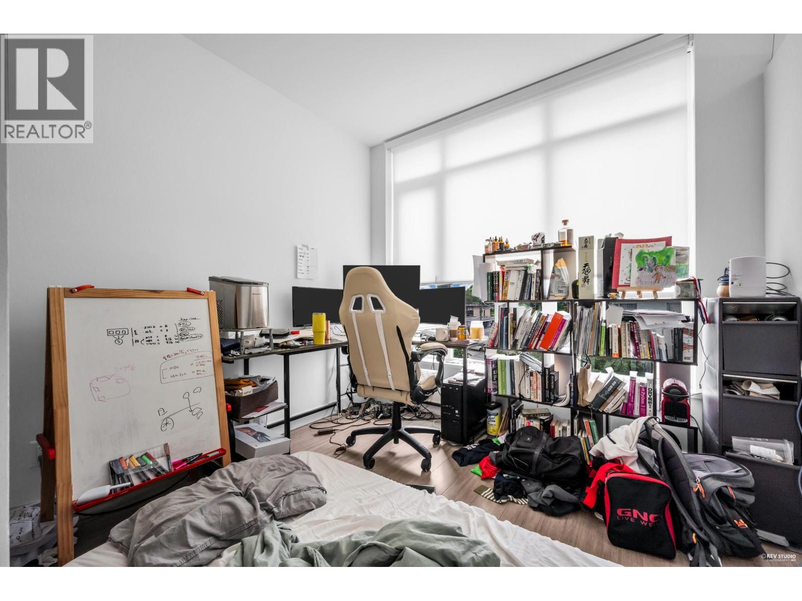 TH1 6398 SILVER AVENUE, Burnaby