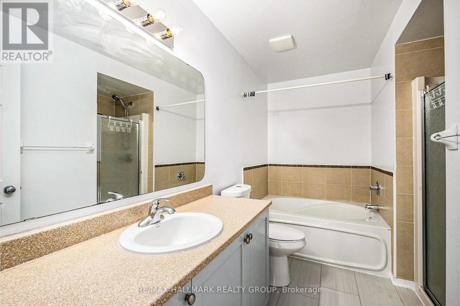 Photo 16 of 121 Prem Circle, Ottawa ON
