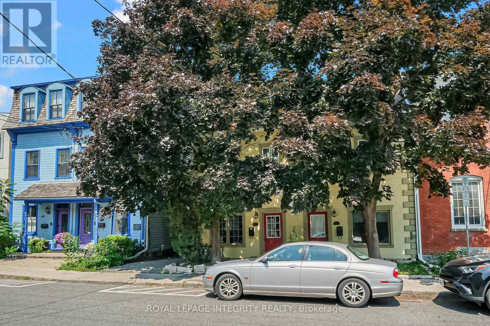 Photo 1 of 53 St Andrew Street, Ottawa ON