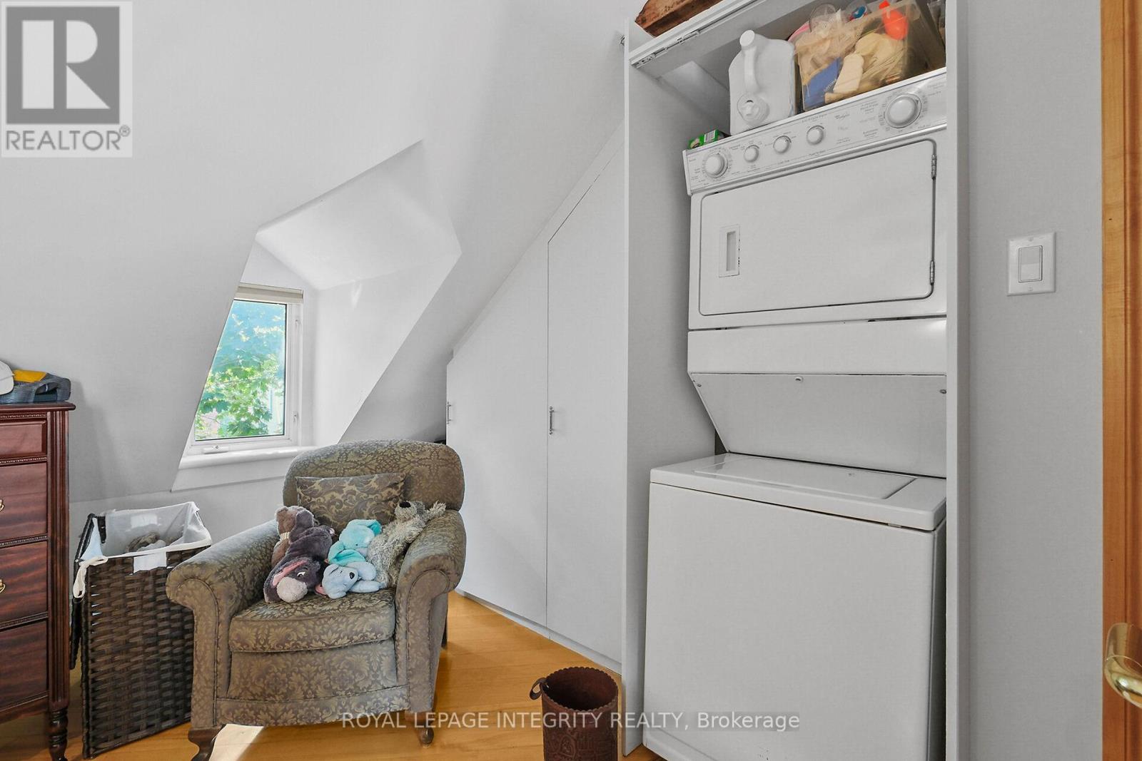Photo 17 of 53 St Andrew Street, Ottawa ON