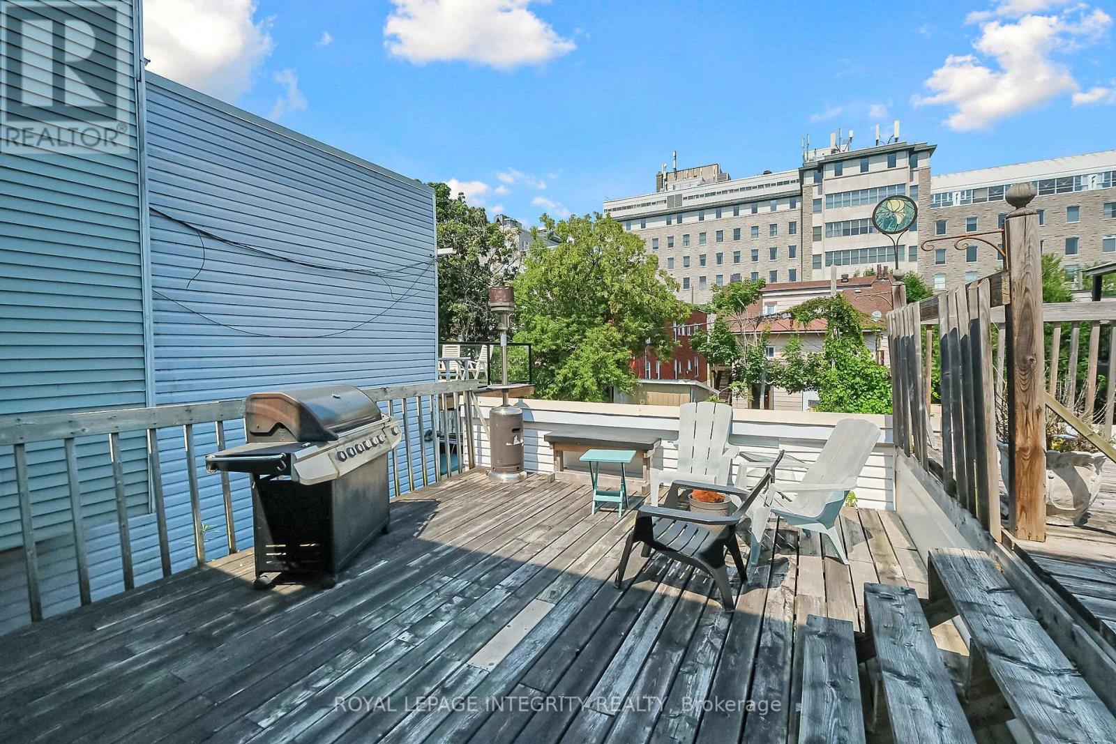 Photo 20 of 53 St Andrew Street, Ottawa ON